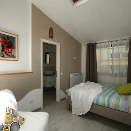 The Old Laundry * Lucca